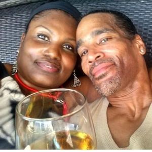 Meet your Posher, Theo